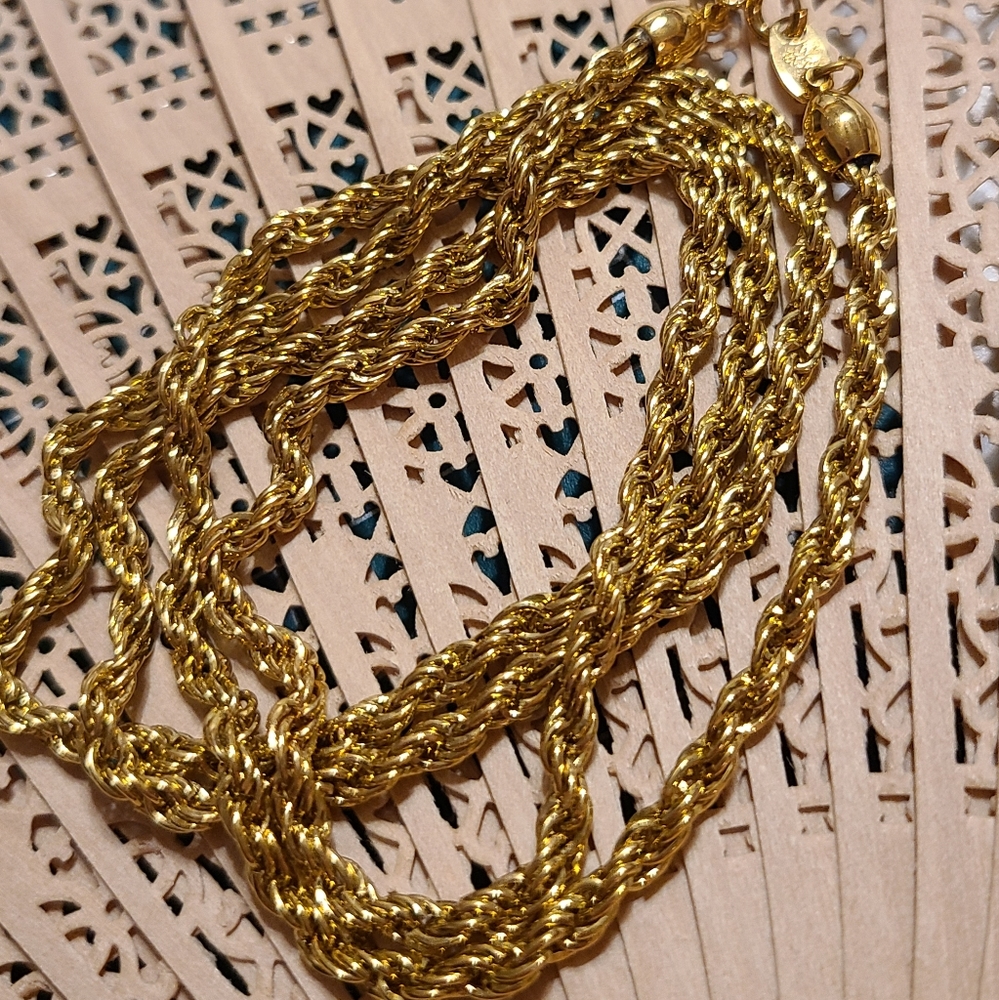 Gold Rope Chain - Picture 8 of 16